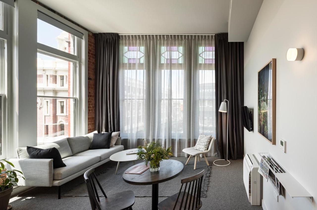 The Chamberson Hotel Дюндин Екстериор снимка The interior of a typical apartment
